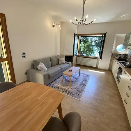 דירה 2-bedroom Tuscan Seafront - Private Seafront And Access To The Sea רוזיניאנו מריטימו